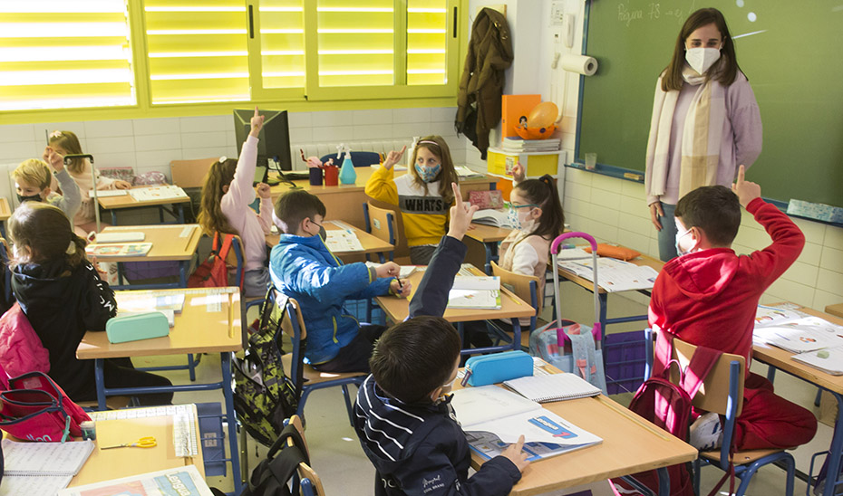 En este curso escolar se incorporan 553 docentes más entre orientadores, maestros de Pedagogía Terapéutica y de Audición y Lenguaje.