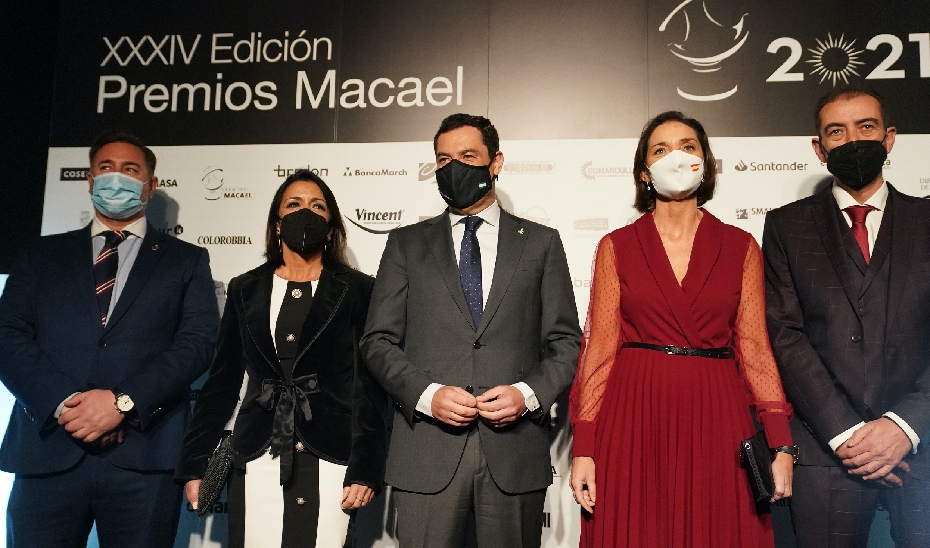 El presidente Juanma Moreno en la XXXVI Edición de los Premios Macael.
