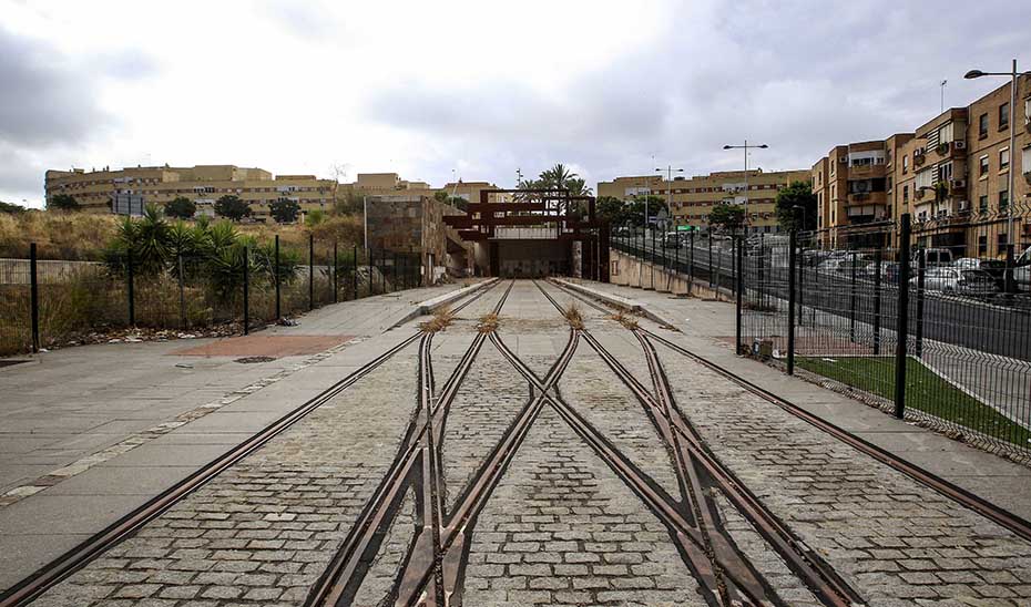 Imagen del proyecto paralizado del tranvía de Alcalá de Guadaíra que está reactivando la Consejería de Fomento con el aval de la Comisión Europea.