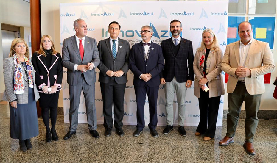 Acto de inauguración en Cádiz de InnovAzul 2022