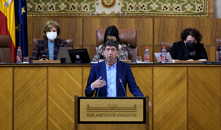 El vicepresidente de la Junta, Juan Marín, durante su intervención ante la Cámara autonómica.