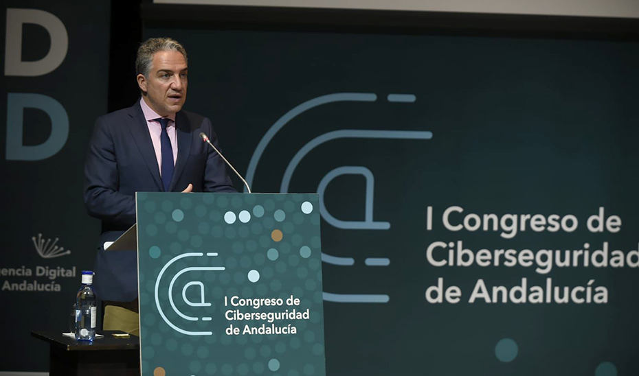 El consejero Elías Bendodo, en la inauguración del I Congreso de Ciberseguridad de Andalucía.