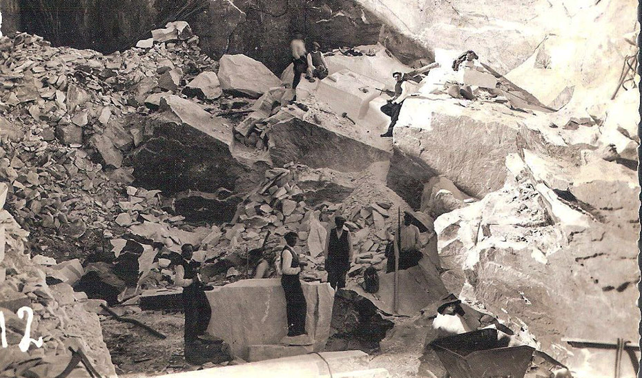 Cantera de mármol en Macael, en el primer tercio del siglo XX.
