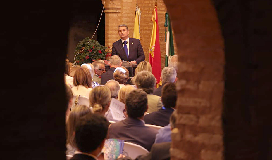 El consejero de la Presidencia, Antonio Sanz, en un momento de su intervención.