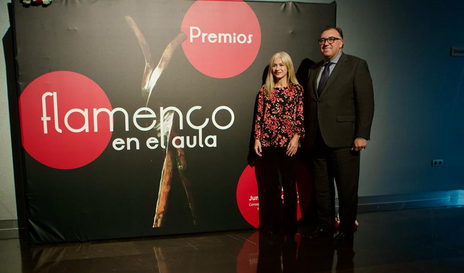 Imagen del artículo Andalucía reconoce a Carmen Linares por su contribución a la difusión del flamenco en las aulas