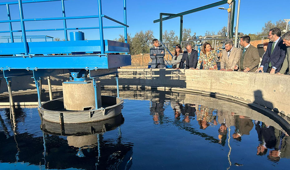 Imagen del artículo Carmen Crespo inaugura la EDAR de Palenciana, que aporta el sello de 'residuo cero' al municipio