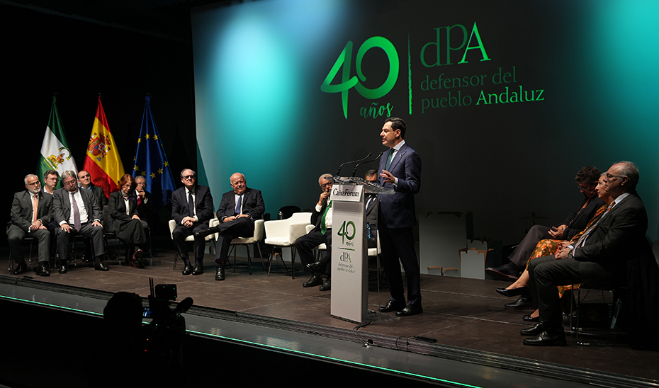 El presidente de la Junta interviene en el acto conmemorativo del 40 Aniversario del Defensor del Pueblo Andaluz