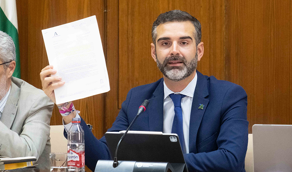 
			      El consejero de Sostenibilidad, Medio Ambiente y Economía Azul, Ramón Fernández-Pacheco, ha insistido en el grave daño que está provocando la plaga.			    
			  