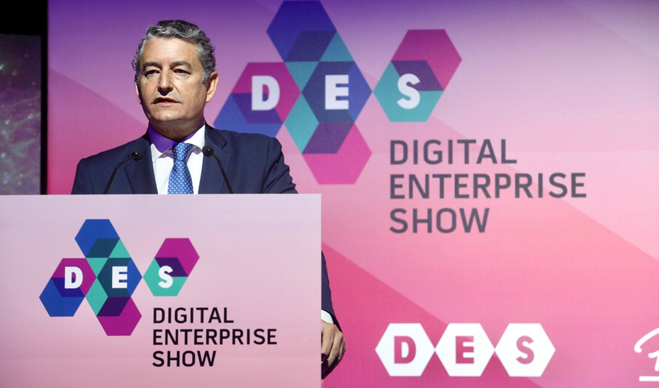 El consejero de la Presidencia, Interior, Diálogo Social y Simplificación Administrativa, Antonio Sanz, durante su intervención en el Digital Enterprise Show (DES), en Málaga.