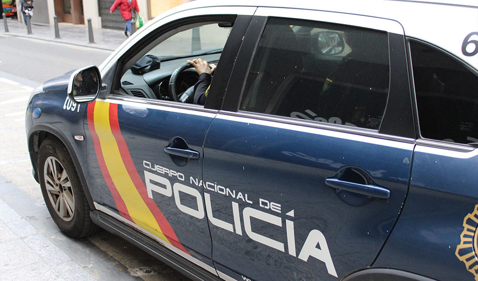 Imagen de archivo de un vehículo de la Policía Nacional.