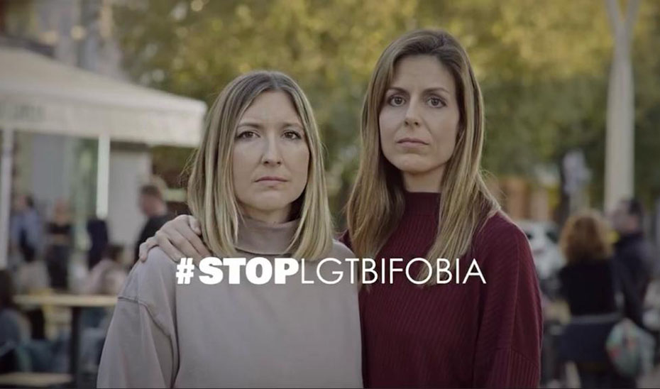 Imagen de la campaña #STOPlgtbifobia.