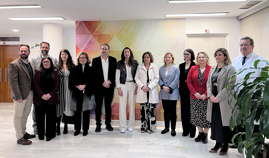 Las consejeras de Salud, Catalina García, e Inclusión, Lóles López, durante la presentación del proyecto europeo para mejorar la salud mental y el bienestar emocional de niños, niñas y adolescentes.