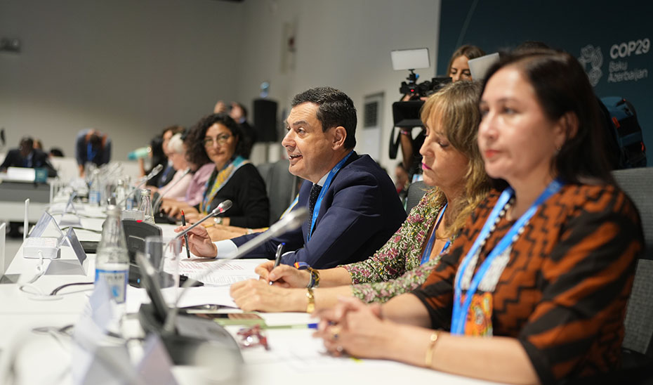Juanma Moreno, durante su intervención en Bakú en la III Reunión Ministerial sobre Urbanización y Cambio Climático.