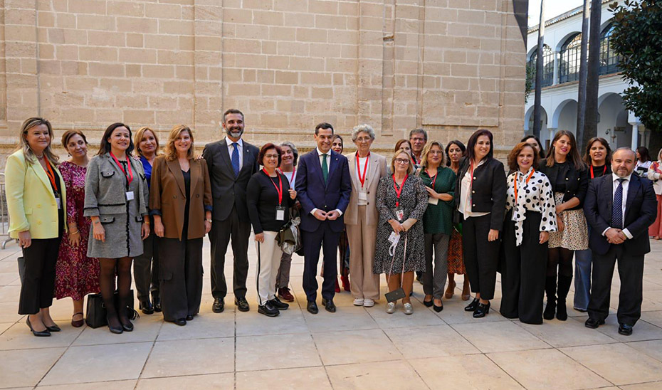 Imagen del artículo El Parlamento aprueba la Ley del Estatuto de las Mujeres Rurales y del Mar de Andalucía