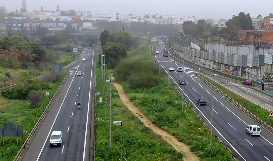 La Junta adjudica el carril BUS-VAO del Aljarafe entre el PISA y la Autovía de Coria‬ por 15 millones
