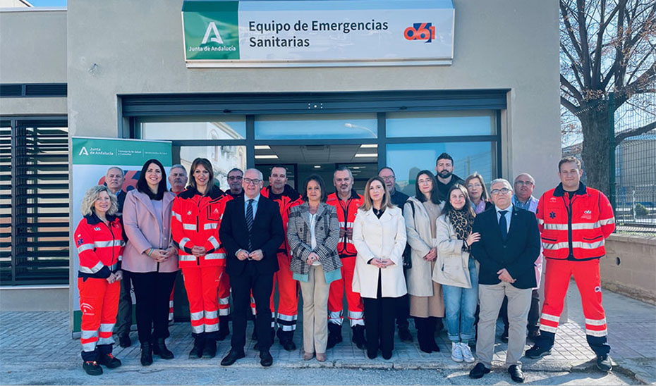 La consejera de Salud y Consumo, Catalina García, durante la inauguración de la nueva base del Centro de Emergencias Sanitarias 061 en Bailén.