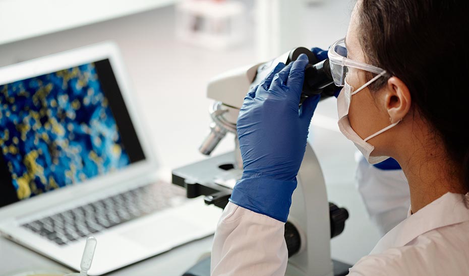 Imagen del artículo Salud estudia el uso de tecnologías biomédicas y bioinformáticas para implantar la medicina de precisión