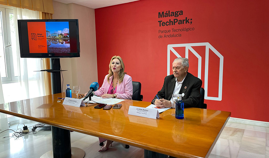 
			      Carolina España durante su intervención sobre el balance de la actividad de Málaga TechPark			    
			  