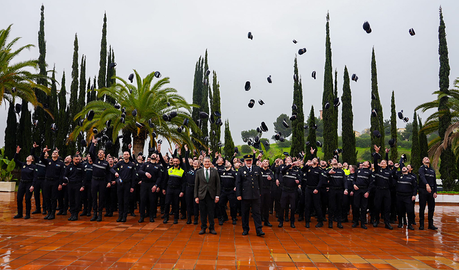 Imagen del artículo 163 policías locales superan el curso del Iespa y se incorporan al servicio en 52 municipios andaluces