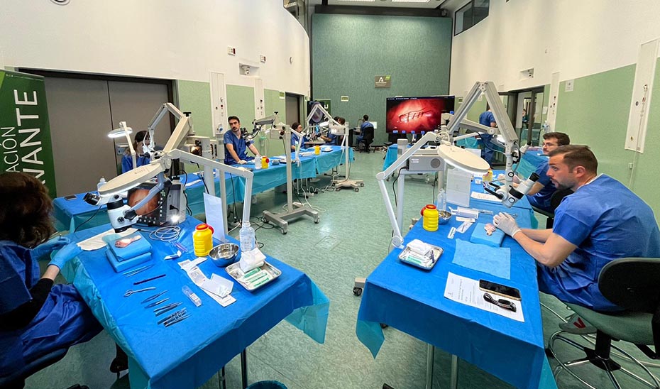 Imagen del artículo Realidad virtual y simulación quirúrgica para entrenar a los MIR andaluces de Oftalmología