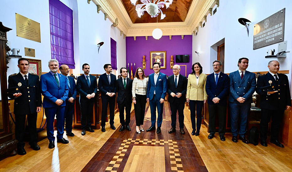 Visita institucional al Ayuntamiento de Jaén