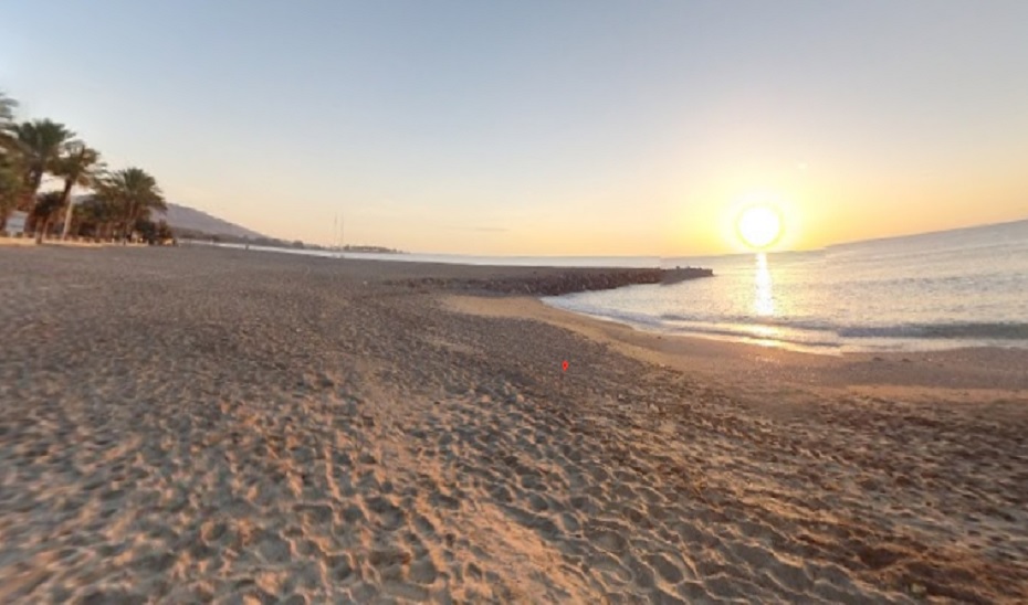 Hallan el cuerpo sin vida de una persona en la playa de El Playazo en Vera