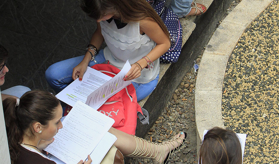 Imagen del artículo Casi 53.000 alumnos se examinan desde el 4 de junio en Andalucía de la prueba de acceso a la universidad