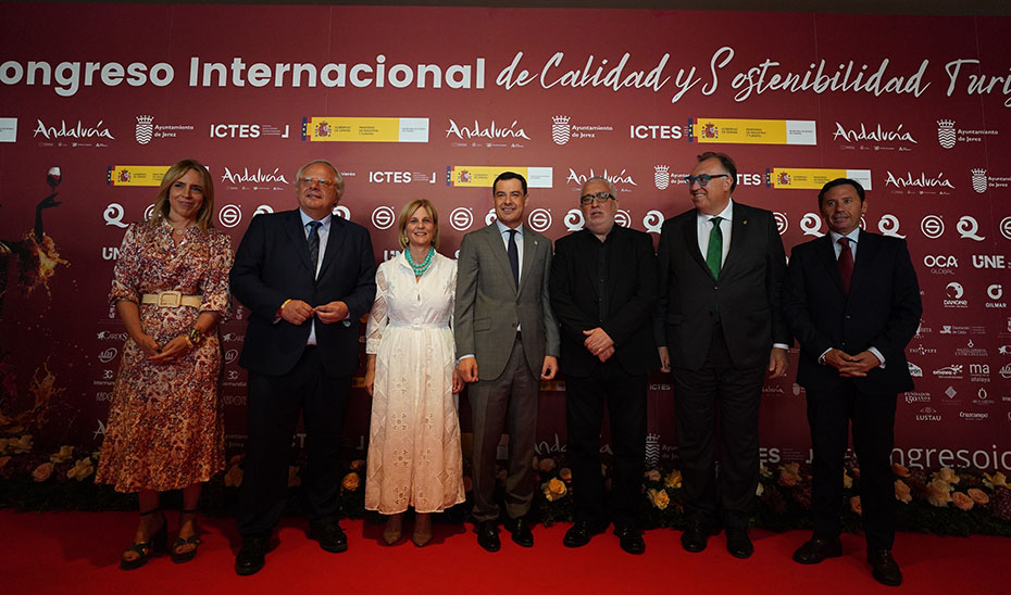 Imagen del artículo Moreno anuncia ayudas por valor de 40 millones para que las empresas turísticas inviertan en sistema de reutilización y ahorro de agua