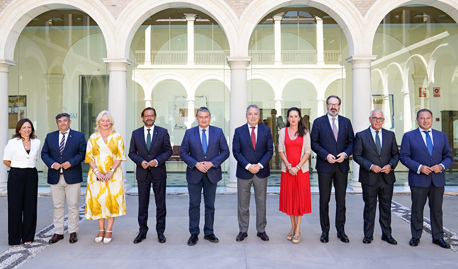El Gobierno andaluz crea TEJA, un tramitador único de expedientes para la Junta