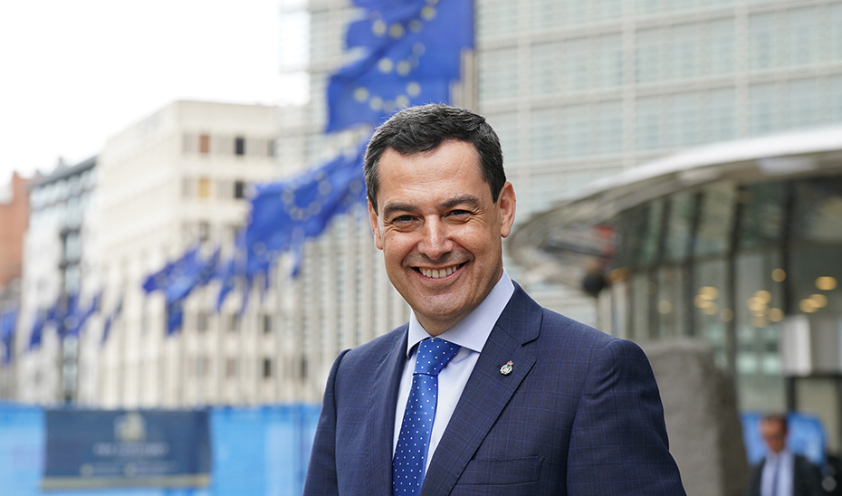 Intervención de Juanma Moreno tras el encuentro en Bruselas con el comisario de Agricultura y Alimentación de la UE, Christophe Hansen