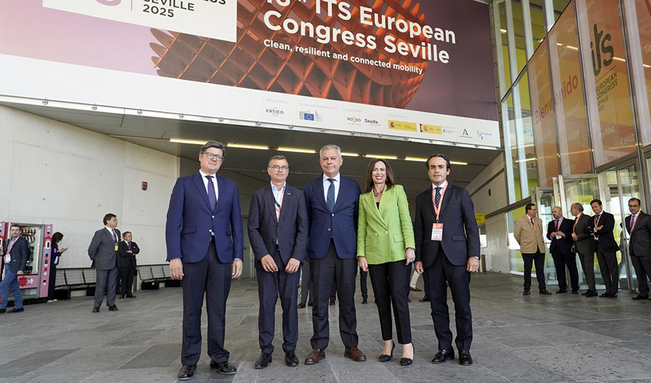 
			      La consejera de Fomento ha participado en la inauguración del Congreso Europeo de Sistemas de Transportes Inteligente que se celebra en Sevilla.			    
			  