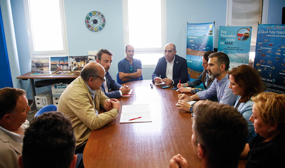 Imagen del artículo Ampliadas a 1,3 millones las ayudas a la instalación de puertas voladoras para la flota de arrastre