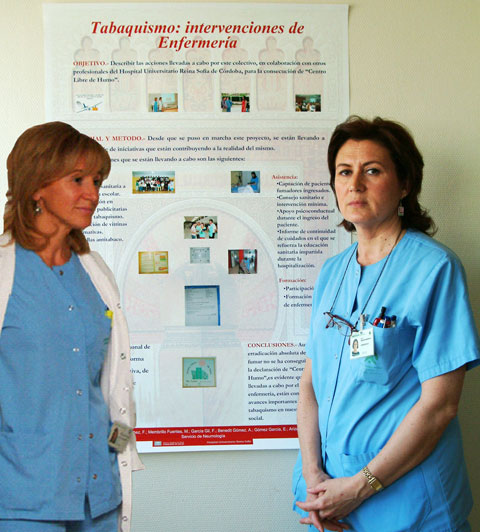 Enfermeras que han realizado el cartel