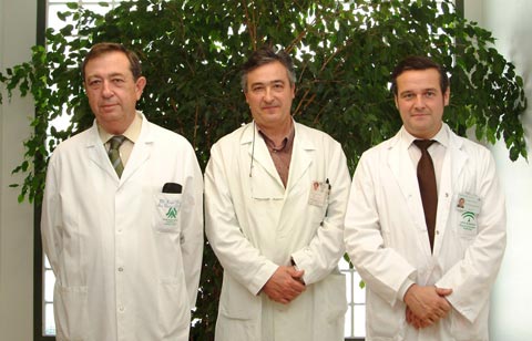 Los doctores Pedro López Villarejo, Alfredo Jurado y Enrique Cantillo