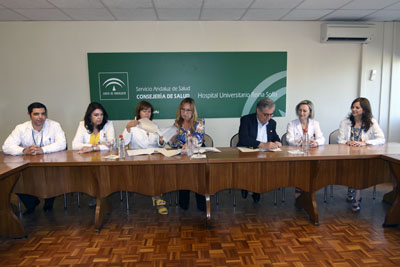El Hospital Reina Sofía y el Colegio de Médicos de Córdoba firman un convenio de colaboración
