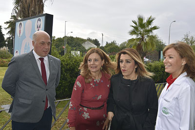 El presidente de la Diputación, la consejera de Salud, la presidenta de la Junta de Andalucía y la directora gerente del hospital