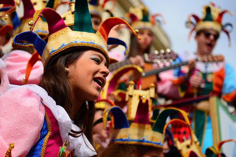 Los pitos más solidarios del Carnaval  Andalucía Información. Todas las  noticias de Cádiz