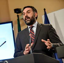 Francisco Javier Fernández, Consejero de Turismo y Deportes