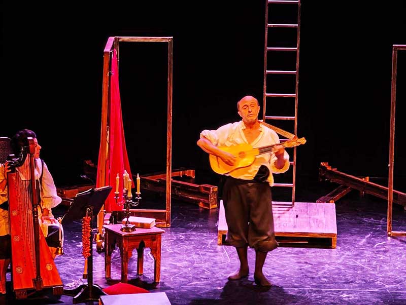 La Red Andaluza de Teatros Públicos ofrece 14 espectáculos en la provincia de Huelva durante la segunda quincena de julio Espectáculo que combina teatro y música en directo
